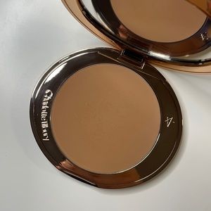 Charlotte Tilbury Airbrush Bronzer in 2 Medium